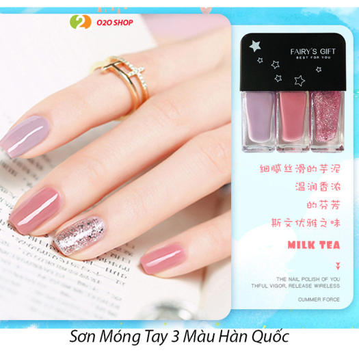 Sơn móng tay 3 màu Hàn Quốc đang là trào lưu hot nhất tại Việt Nam, với các công thức độc đáo và chất lượng sản phẩm đảm bảo. Chiếc móng tay sẽ trở nên nổi bật hơn với sự kết hợp tinh tế của các màu sắc. Hãy cùng khám phá và trải nghiệm để tự tin và tươi tắn hơn.