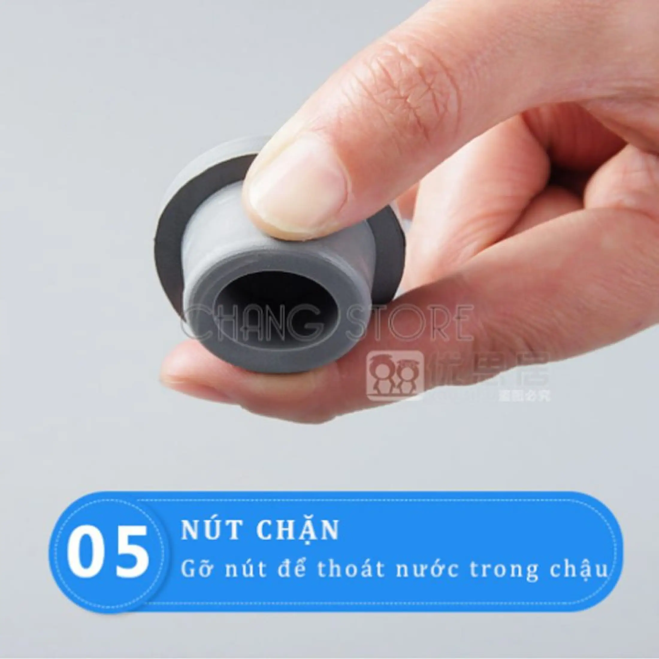 Nút ngăn thoát nước của chậu gội đầu tại giường