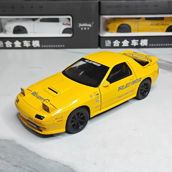 Mô hình xe kim loại Mazda RX7 tỉ lệ 1:24 hãng JINLIFANG full kính đánh lái có 2 màu