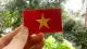 Patch cờ vải sticker Việt Nam thêu full chỉ có nhám dính cờ đỏ sao vàng. 