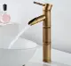 Vòi Lavabo cao giả cổ nóng lạnh MS8. 