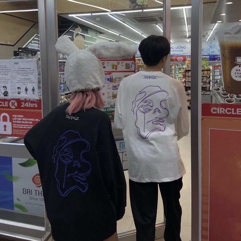 Áo Thun Tay Dài SADBOIZ STORY TO TELL Màu Đen Màu TrắnG Áo Thun Nam Áo Thun Nữ