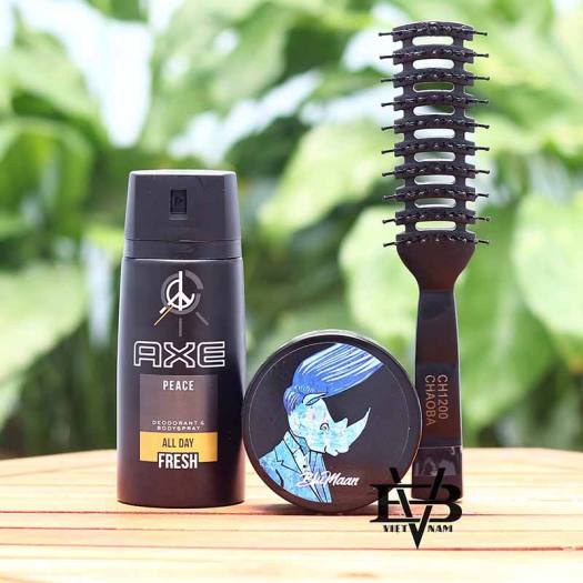 Sáp vuốt tóc nam Blumaan Axe xịt khử mùi 150ml là một sản phẩm độc đáo với công thức đặc biệt giúp giữ nếp và khử mùi hiệu quả. Sản phẩm này sẽ giúp bạn giữ cho mái tóc luôn sạch và thơm mát trong suốt cả ngày dài. Hãy khám phá ngay để cảm nhận sự thay đổi rõ rệt trên tóc của mình.