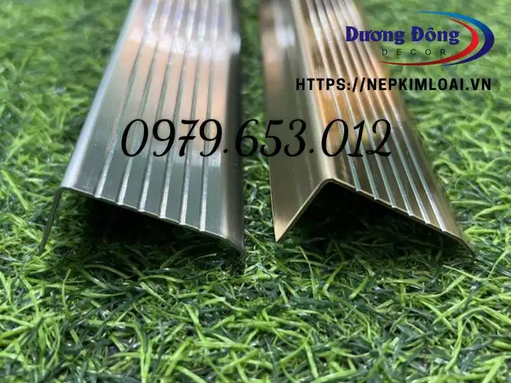 Nẹp Inox Chống Trơn Cầu Thang