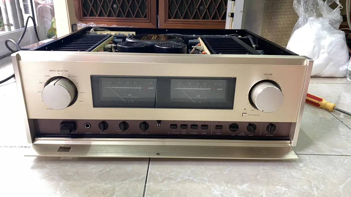 Amply Accuphase E 305 Lazada Vn